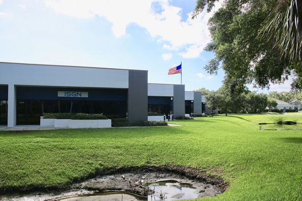 Gateway Business Center Office/Flex: 1333 - 1335 Gateway Dr., Melbourne, FL 32901